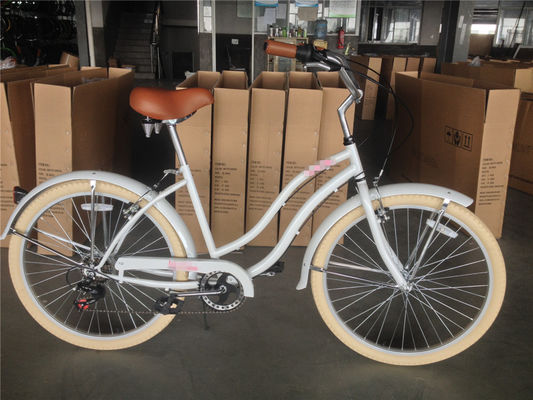 Pas à pas dans la conception 26 pouces Beach Cruiser vélo avec frein à pieds et couleur blanche