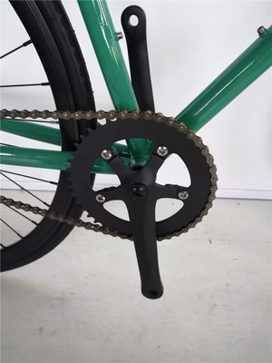 Une bicyclette de 700c à vitesse unique à flip-flop pour adultes