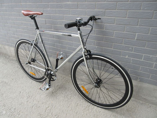 Cycle de course en chrome à vitesse unique rétro Vintage 700C avec chaîne KMC et jeu de manivelle Lasco