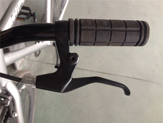 700c Vélo à engrenages fixes avec châssis rigide type amortisseur non arrière et matière de jante en aluminium