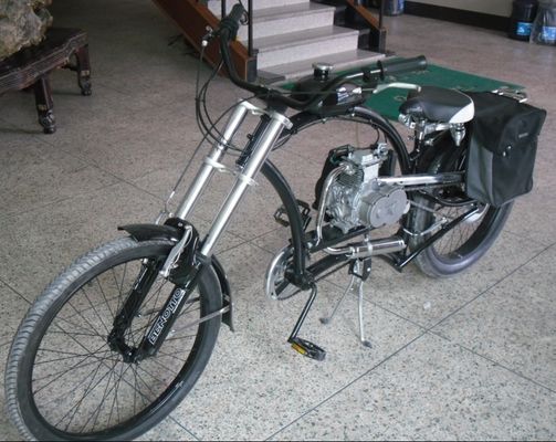 Sud de l'Amérique 50CC moteur à gaz 4 temps motocycle avec fourche de suspension