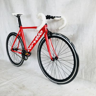 12 kg 700C Single Speed Track Aluminium Frame Fixed Gear Bike avec une fourchette en fibre de carbone