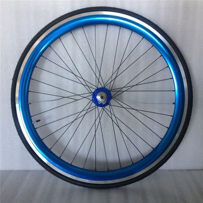 Anodisé 43 mm bleu Flip Flop Fixed Gear Route Bike Wheel Set avec des rayons colorés