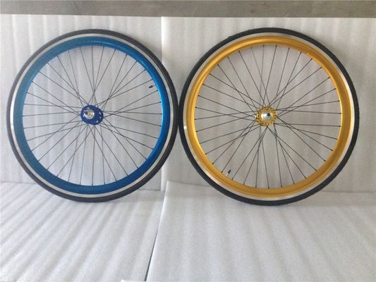 Anodisé 43 mm bleu Flip Flop Fixed Gear Route Bike Wheel Set avec des rayons colorés
