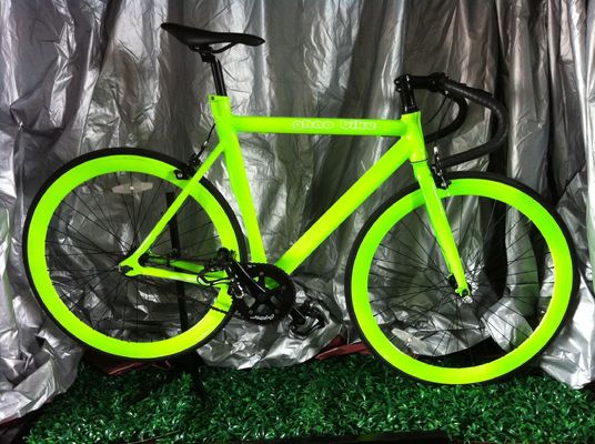 Couleur 700C Verte Vélo à vitesse fixe unique avec peinture de nuit au néon