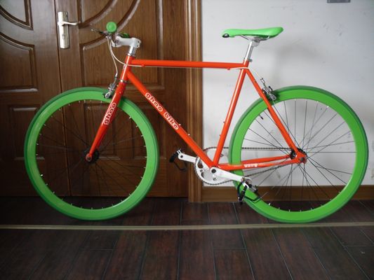 Pneus épais 700C 45MM Jante en aluminium à vitesse unique Fixie Gear Vélo avec fourchette en acier
