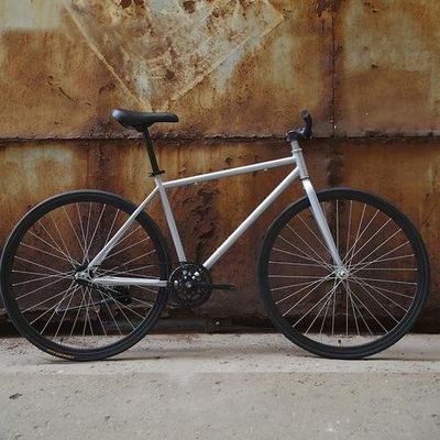 Sur route 2018 modèle classique GHBIKE 700c Fixie vélo vélo à engrenages fixes 13kg poids brut