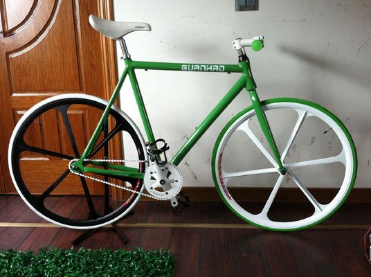 700C Teny Mag 5 roues à rayons vélo fixe vélo à engrenages fixes pour hommes capacité de charge 150 kg fin