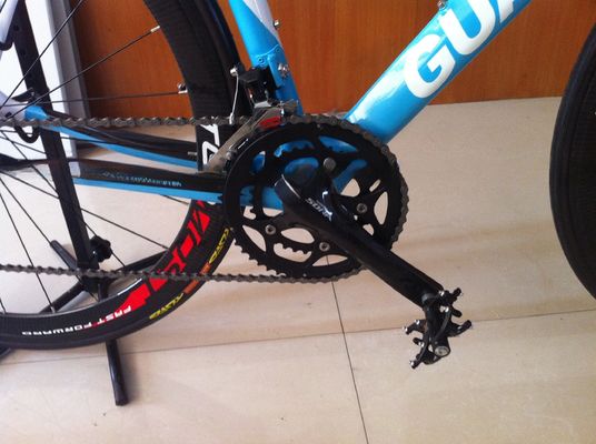 Cadre en fibre de carbone 700C Shimano SORA-5700 18Speed Groupe 6KG Vélo de course sur route