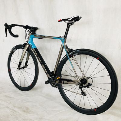 Matériau de la jante en fibre de carbone 22 vitesses Shimano ULTEGRA R8000 Alloy d'aluminium