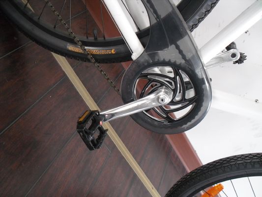 Peinture couleur OEM 26 pouces 3.0 pneu cadre en aluminium Beach Cruiser Vélo 7 vitesses Shimano