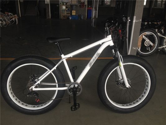 26 pouces Russie Vélo de montagne MTB OEM Vélo pour adultes 21 vitesse 24 vitesse frein à disque à fourchette en acier