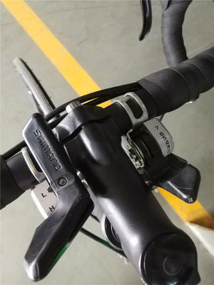Shimano Derailleur 700C vélo de route en aluminium avec cadre Tsunami et capacité de charge de 160 kg