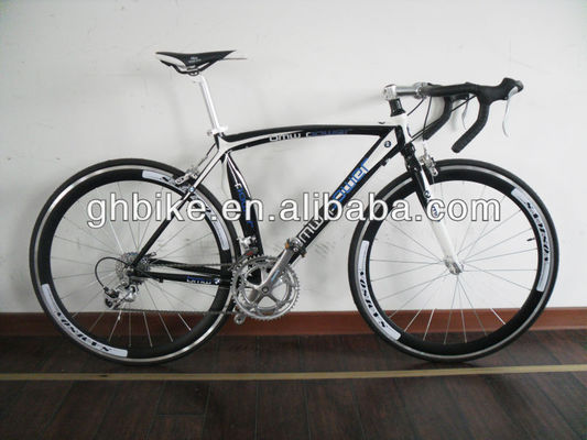 700C Shimano 24 vitesses vélo de route en aluminium OEM CE USA avec frein à pince et engrenages