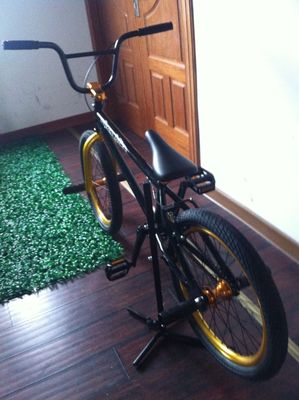Velo PU siège 20 &quot;x2.25 rue Kenda OEM couleur or BMX vélo pour vitesses simples