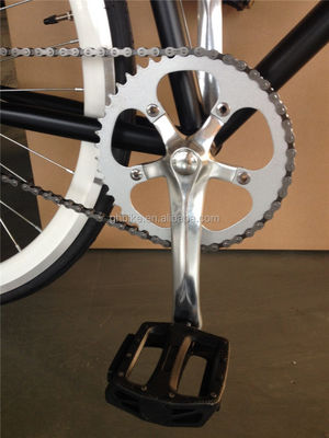 Bicicle à pédale fixe ordinaire 700c Bicicle à vitesse unique à engrenage fixe avec frein double V
