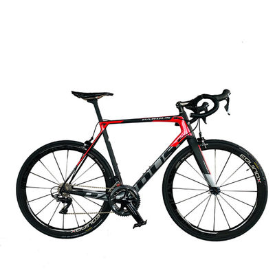 700C 18S Vélo de course en fibre de carbone complète avec conception de châssis rigide de frein à pince