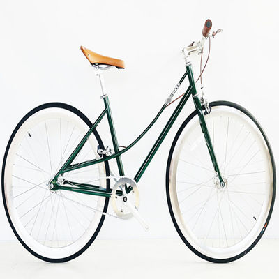 Conduisez avec style Vintage vélo à une vitesse pour hommes avec fourchette en acier et pneus Kenda 700C