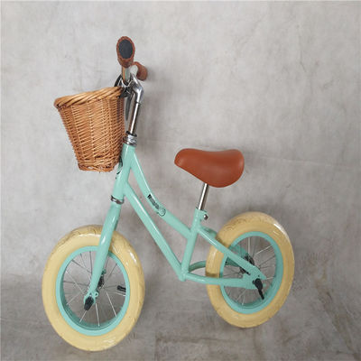 Matériau de la fourchette en acier Banwood Retro Kids Balance Bike 12 personnaliser et avec 12 pouces