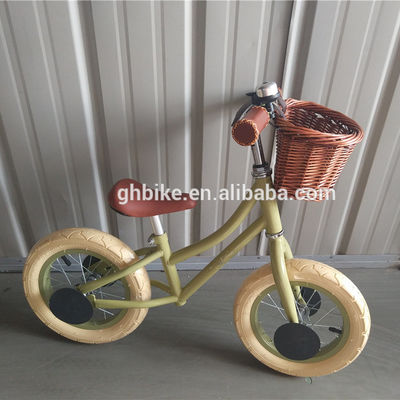 Vélo d'entraînement pour enfants de 12 pouces sans pédale pour le KC standard coréen Léger 4 kg Jouet de vélo pour enfants