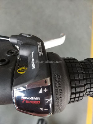 26 pouces 3.0 pneus de graisse pneus hommes vélo de plage croisière avec Shimano 7 vitesses et frein à disque