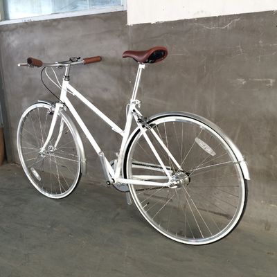 Vintage CR-MO Steel 4130 Lady Women Girl Intérieur 3 vitesses Vélo de ville pour le marché européen