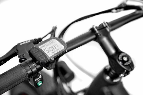 26*2.2 Pneus Kenda 48V 17AH Pleine suspension VTT électrique Moteur BaFang 1000W