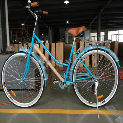 Couleur bleue 7 vitesses Vintage Lady City Cruiser Bike Femmes Vélo rétro pour la vie en ville
