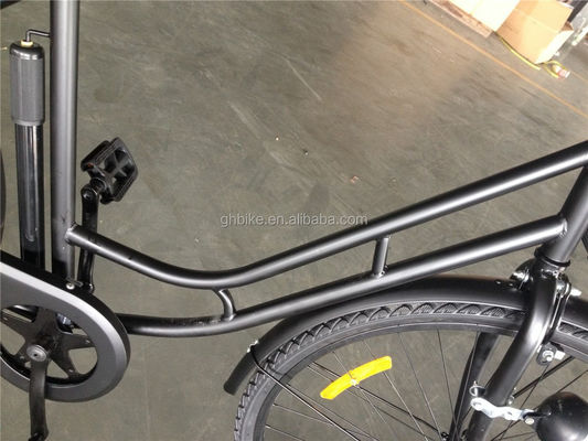 Affordable Noir Couleur Single Vitesse 26 pouces 28 pouces City Bike pour femmes avec cadre en acier