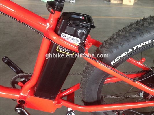 Cadre en alliage d'aluminium 26 pouces 7 vitesses pneu gras vélo électrique avec batterie au lithium