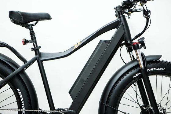 500 watts 17AH batterie 8Fun Moteur moyen M600 26 &quot; 4.0 pneu de neige Vélo de montagne électrique