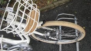 Vitesse maximale 45KM/h 48V500W 14AH 7 vitesses Disque de frein de cadre en aluminium Vélo hybride électrique