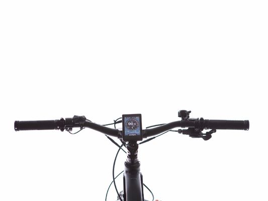 8 vitesses de vitesse 26 pouces 48V 17Ah batterie au lithium vélo de montagne électrique avec 1000W Bafang Moyenne moteur