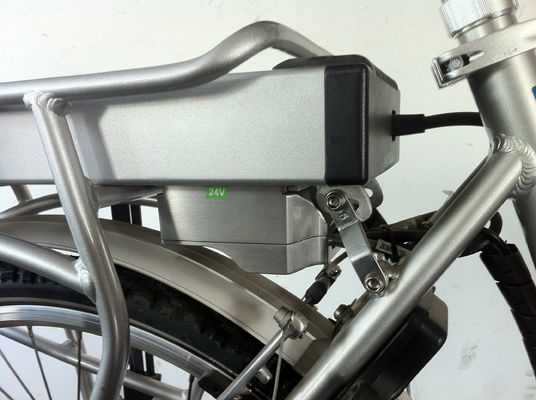 Moteur à moyeu arrière 700C EN15194 Europe CE 36V 250W 20KM/H Femmes Néerlandaises Femmes Vélo électrique