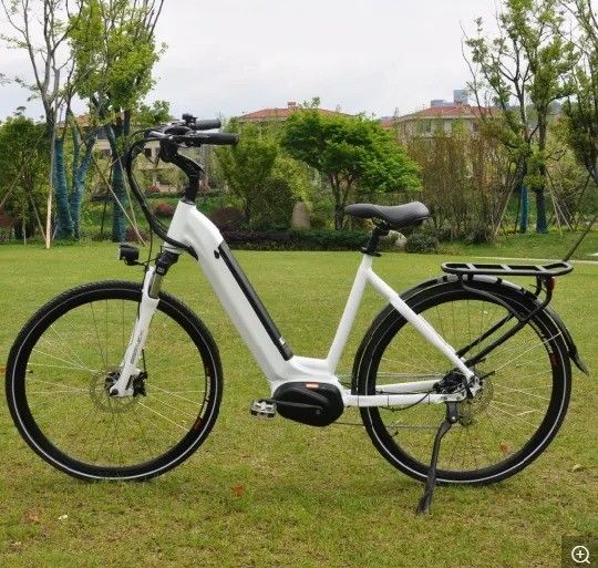 Cadre en alliage d'aluminium de 26 pouces électrique 700c 28 pouces MID Drive M400 Bafang Motor City vélo électrique vélo