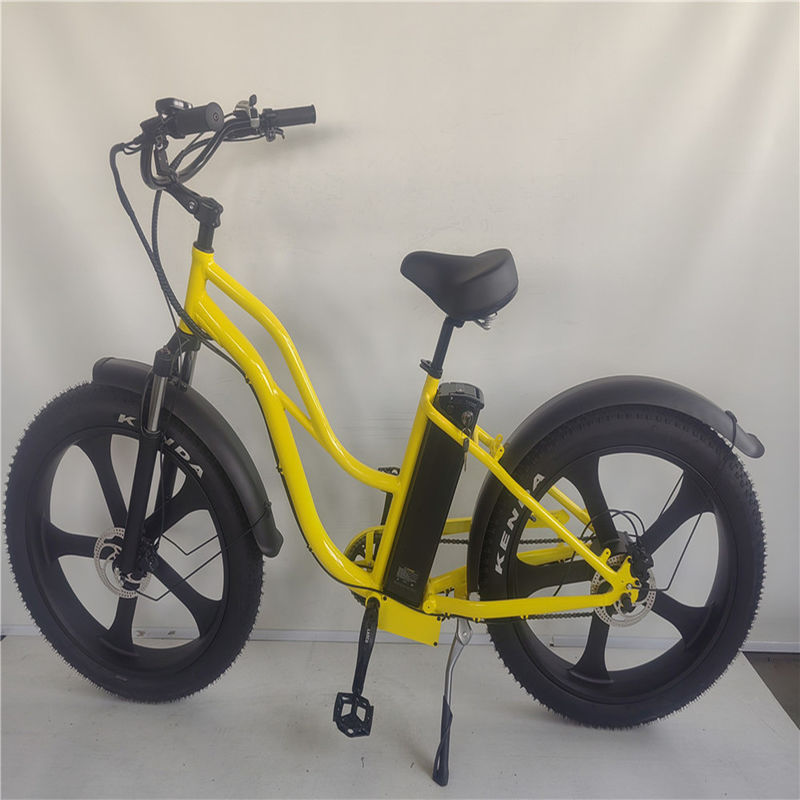 26 pouces Bafang moteur 750W 48V 5 rayons Pas à travers les gros pneus Fat pneus vélos électriques