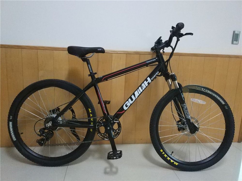 26 pouces Russie Vélo de montagne MTB OEM Vélo pour adultes 21 vitesse 24 vitesse frein à disque à fourchette en acier