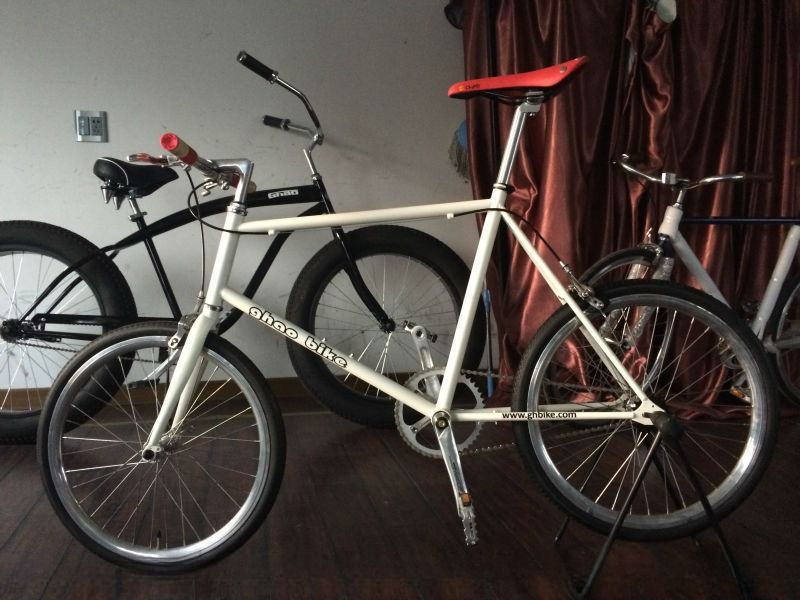 20 pouces vélo à engrenages fixes Mini vélo de route avec cadre en acier et jante en aluminium