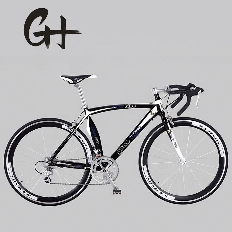 Vélo de course ordinaire à pédale 700C avec cadre en alliage d'aluminium léger et 24 vitesses