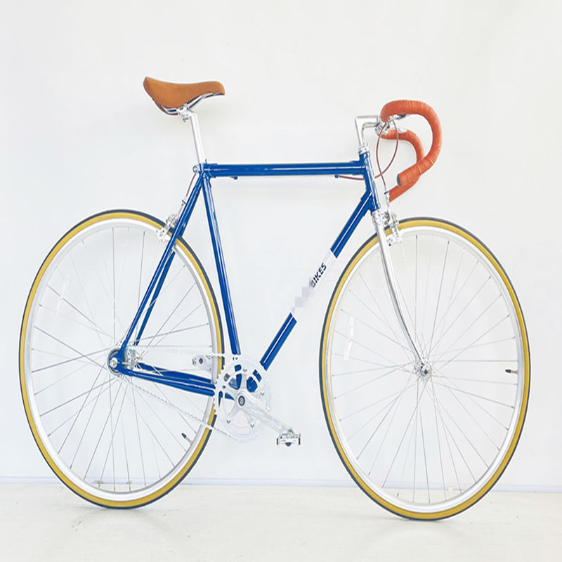 Conduisez avec style Vintage vélo à une vitesse pour hommes avec fourchette en acier et pneus Kenda 700C
