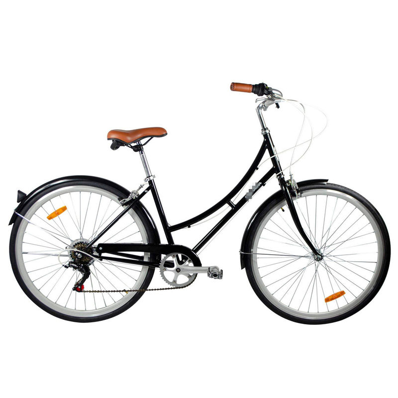 Un vélo de ville classique de 7 vitesses pour femmes avec une jante en aluminium et des pneus Kenda