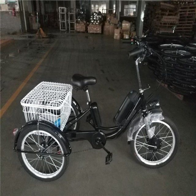 Naviguez sans effort dans la ville sur notre vélo électrique à trois roues de 350 W pour les personnes âgées